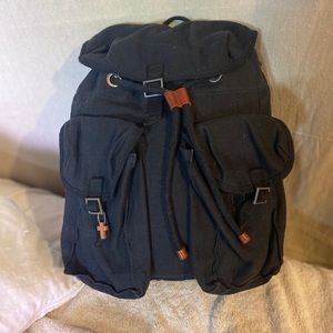 UGG BACKPACK BLACK CANVASS LEATHER FULL SIZE EUC